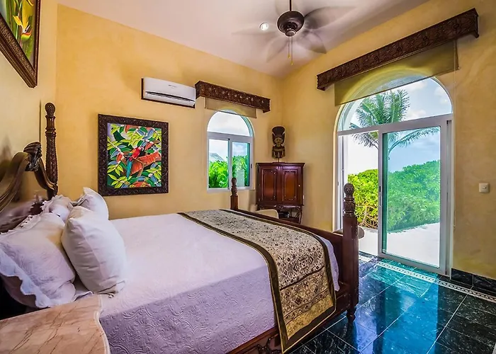 Amazing Beachfront Casa Del Mar Bonito, Playa Del Secreto, Riviera Maya